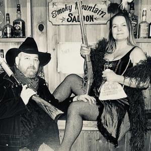 Meet your Posher, Lynn